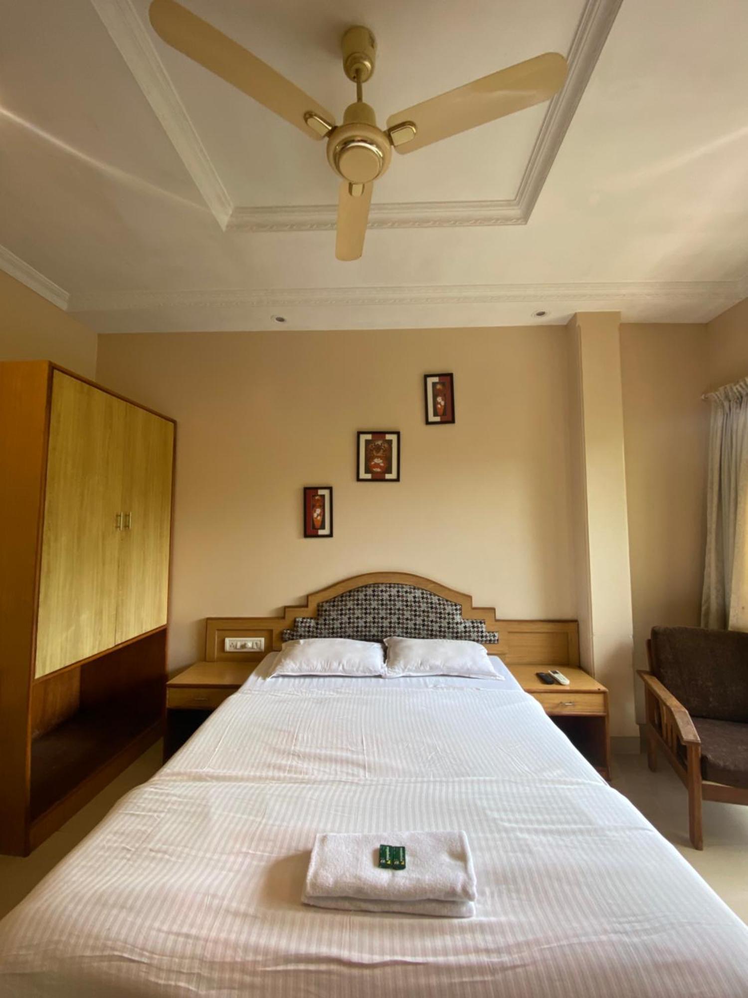 Jewel Resort Lonavala Buitenkant foto